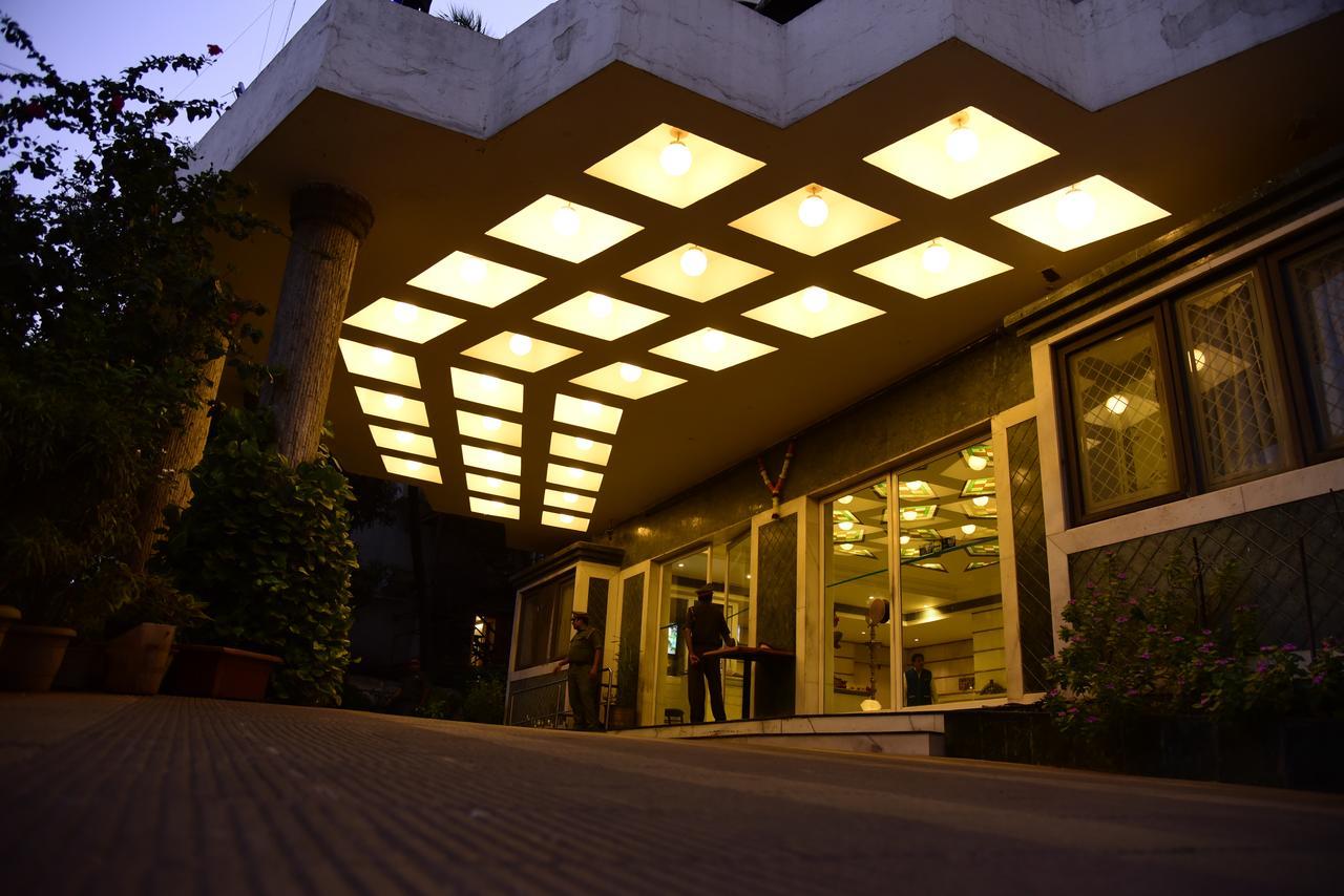 Hotel Atithi Mumbai Exterior photo